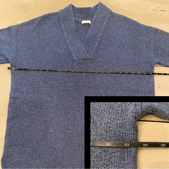 J. Jill, Relaxed Marled V-Neck Knit Long Sleeve Sweater, Indigo, Blue - Picture 8 of 9